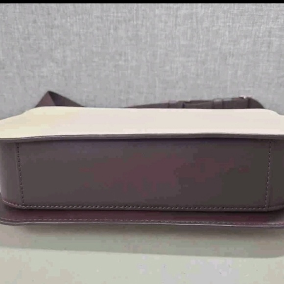 Low Start Kate Spade-Audrey Flap Colorblock Crossbody Bag (Neutral 🤎🤍)NWOT - Picture 10 of 12